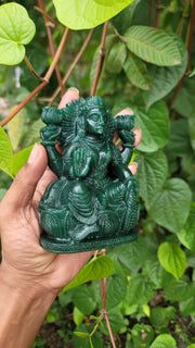 Green Jade Lakshmi (Emerald 670grm) Exotic collection