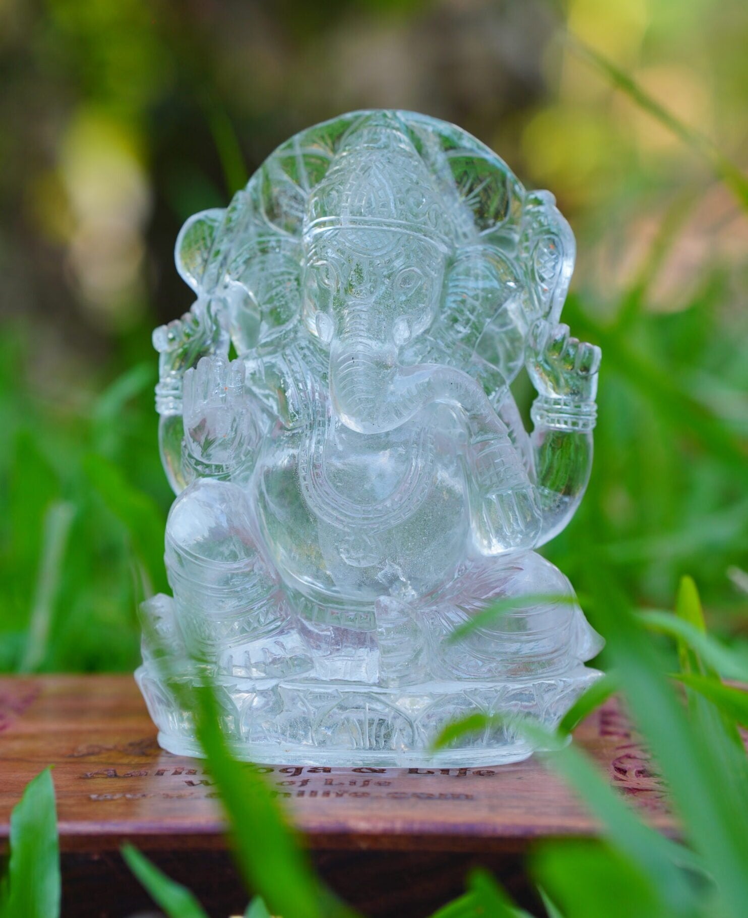 Premium Spatika Ganesh Statue-1.22kg(type A)
