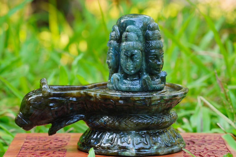 Labradorite Panchamukhi Shivalinga statue-3.63kg(7inch)