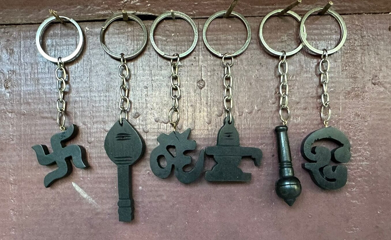Karungali Key Chain