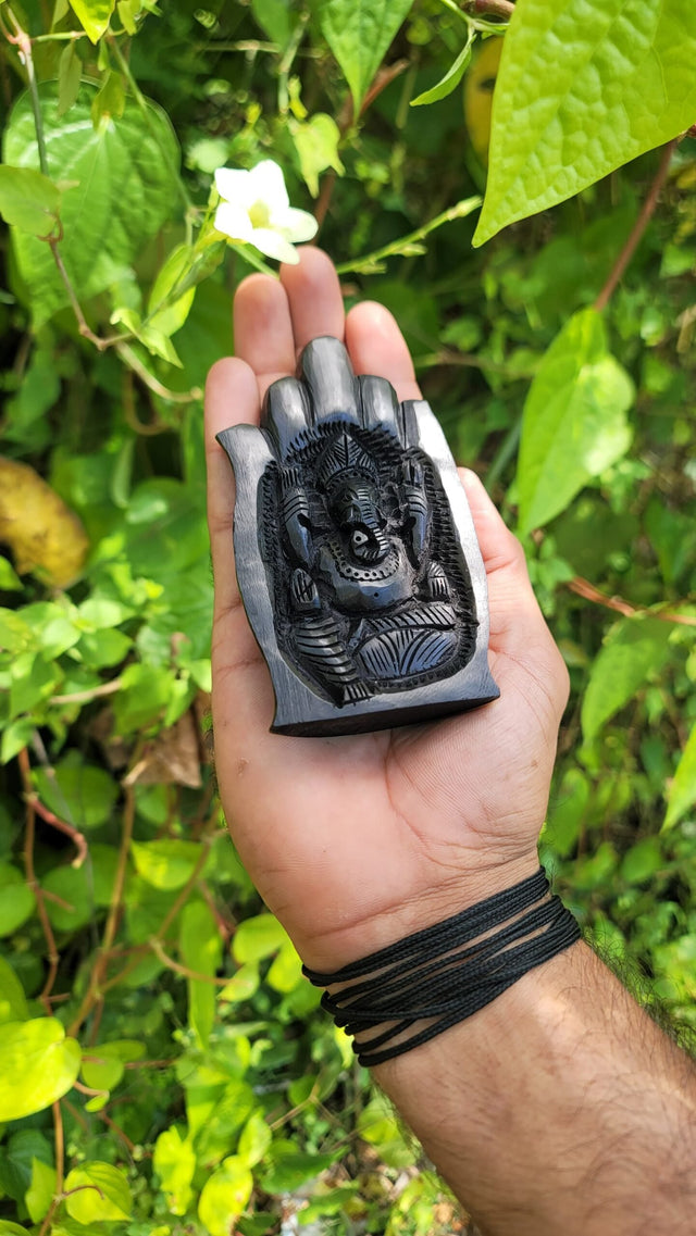 Karungali Welcome Ganesh 4inch