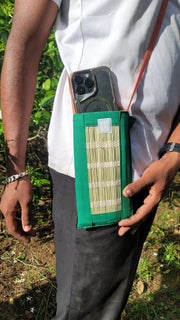 DARBHA GRASS MOBILE POUCH