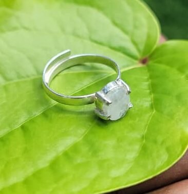 Moonstone Gem Ring (free size)