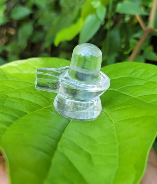 Spatika Shivalinga small (Crystal Quartz)