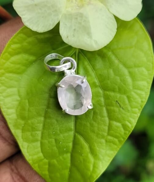 Rose Quarts Gem Pendant (new)
