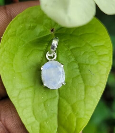 Moon Stone Gem Pendant (new)