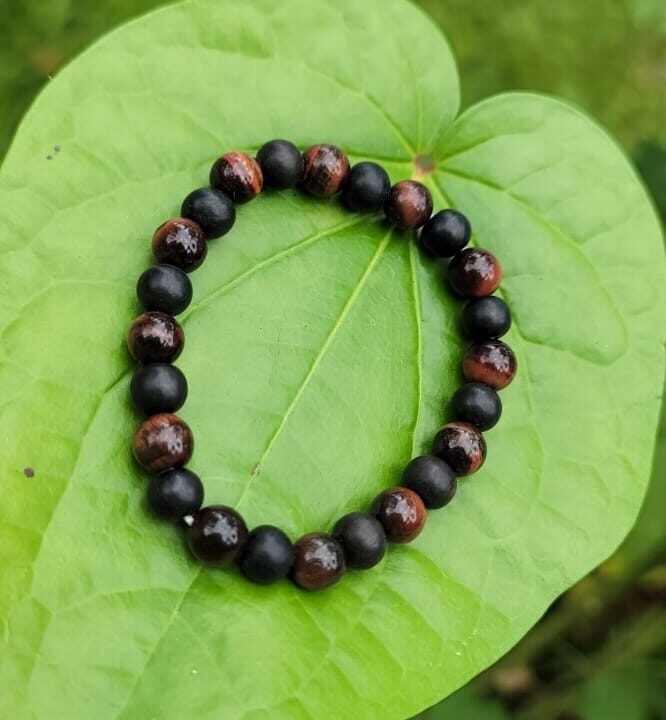 Karungali with Red Tiger eye Bracelet-8mm