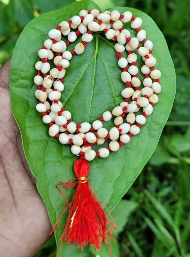 Gunja Mala (white)