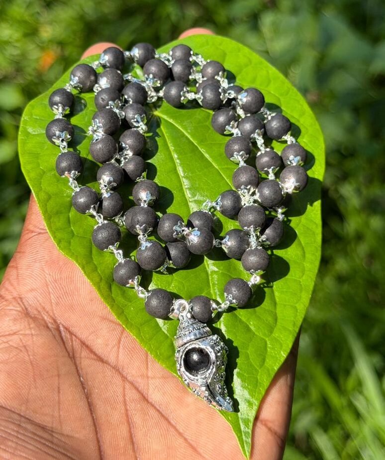Karungali German Silver Mala With Skankh Pendant – 8mm
