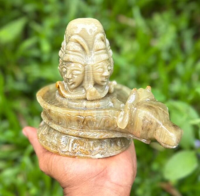 Cats Eye Panchamukhi Shivalinga statue-1.5kg