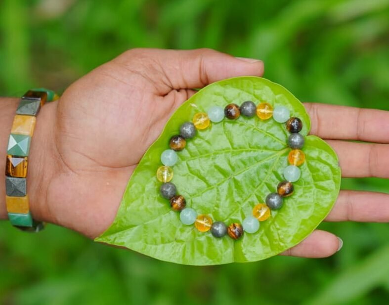 Money Magnet Bracelet - 8MM