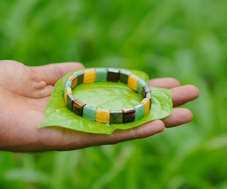 Money Magnet Pyramid Bracelet