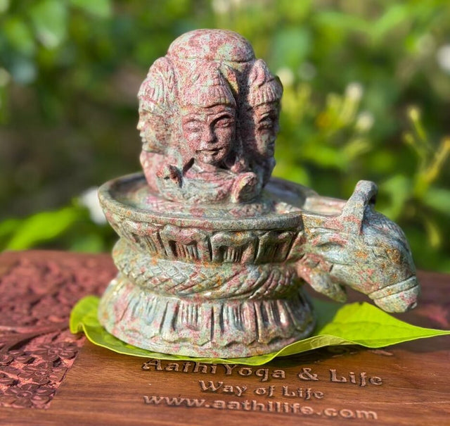 Ruby Kynaite Panchamukhi Shivalinga Statue 1.75kg