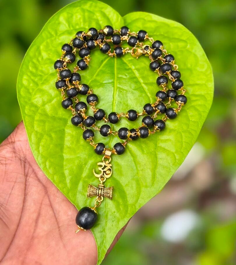 Karungali Gold Plate Mala With Om Damaru Dollar 7mm